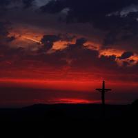 Eclipse lunaire et coucher de soleil à Puy d'Arnac 27.07.18