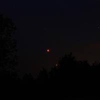 Eclipse lunaire et coucher de soleil à Puy d'Arnac 27.07.18